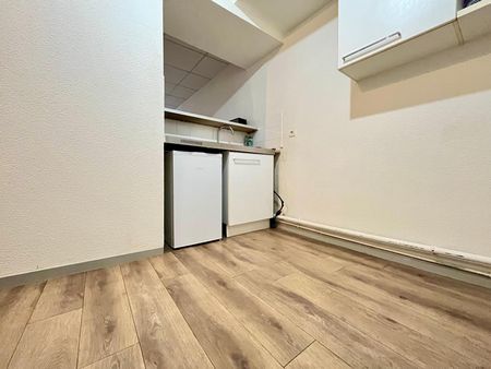 Location Appartement 2 pièces 46m² NANTES 44000 - Photo 4