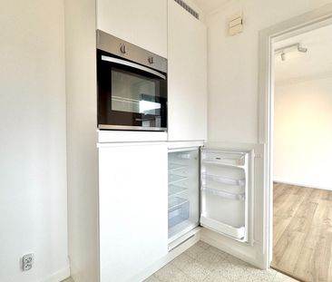 GERENOVEERDE WONING MET TUIN & GARAGE - Photo 6