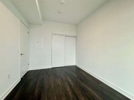 For Lease - 801 The Queensway N/A Unit# 910, Toronto, Ontario - Photo 4