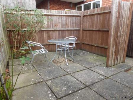 1 bedroom property to rent in Reading - Photo 4