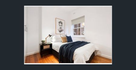 Divine art deco entry in "poets corner" - Photo 3