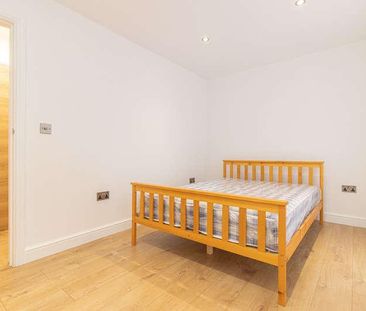 Buckland Court, Partridge Lane, Roath, CF24 - Photo 4