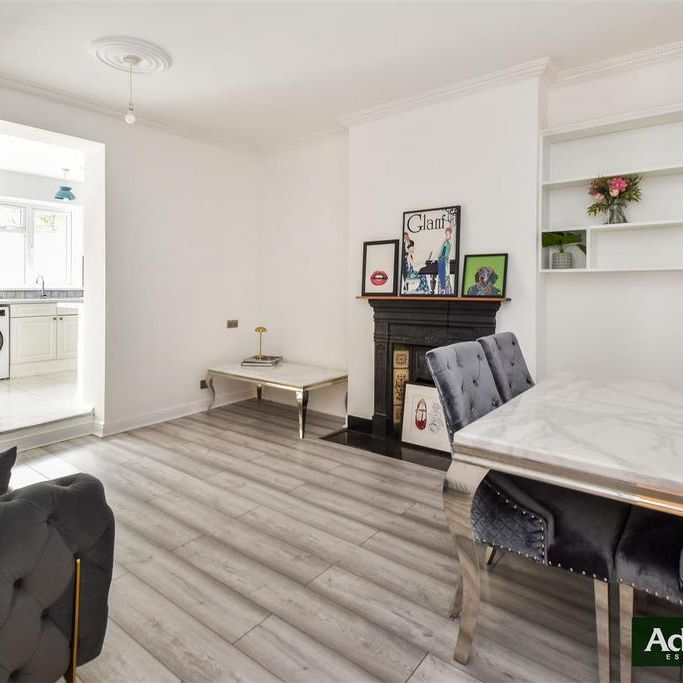 3 bedroom apartment to rent - Photo 1