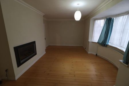 2 bedroom bungalow to rent - Photo 2