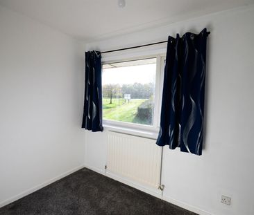 2 bed house to rent in Dykes Way, Windy Nook, NE10 - Photo 2