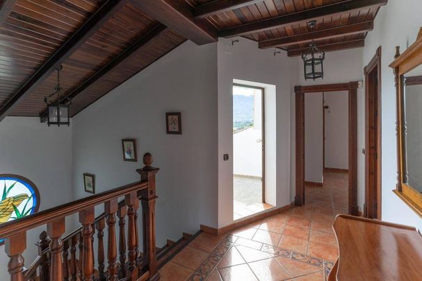 Luxury 5 room Detached House for rent in Alhaurín el Grande, Andalusia - Photo 1