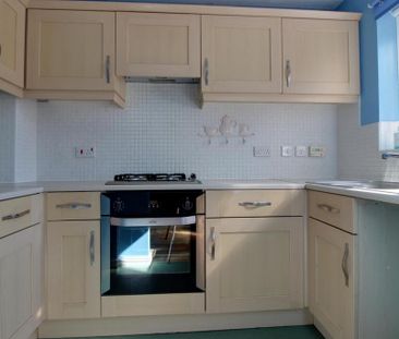 2 bedroom terraced house to rent - Photo 5