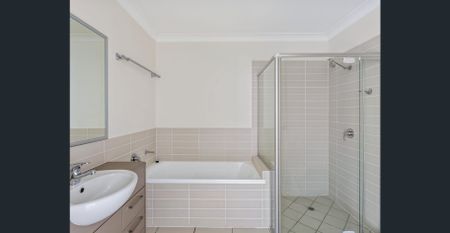 Family Home is waiting for you! Rent increasing to $750.00pw on 17.6.26 - Photo 5