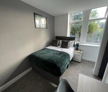 1 bed house share to rent in Church Street, Burnley, BB11 - Photo 5