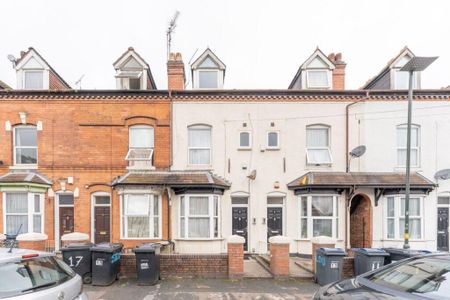 5 bedroom terraced house to rent - Photo 3