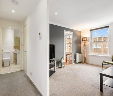 1 bedroom flat to rent - Photo 1