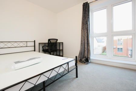 3 bedroom terraced house to rent - Photo 3