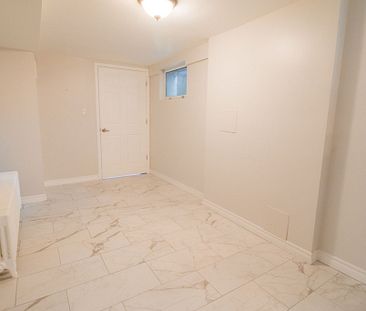 **ALL INCLUSIVE** BEAUTIFUL 2 BEDROOM LOWER UNIT IN ST. CATHARINES!! - Photo 6