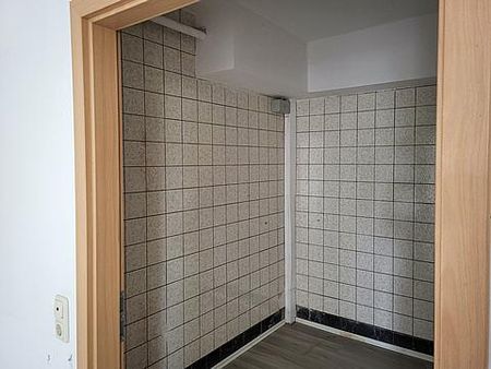 Renovierte und modernisierte, barrierefreie und rollstuhlgerechte 2 Zimmerwohnung zu vermieten! - Photo 3