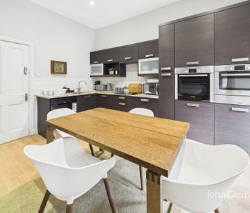 2 bedroom apartment to let - Photo 3