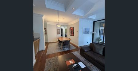 Two-Bedroom Apartment located in the heart of Brisbane CBD - Photo 2