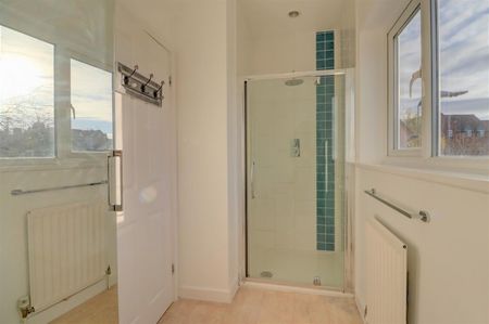 1 BED Flat To rent - Photo 4