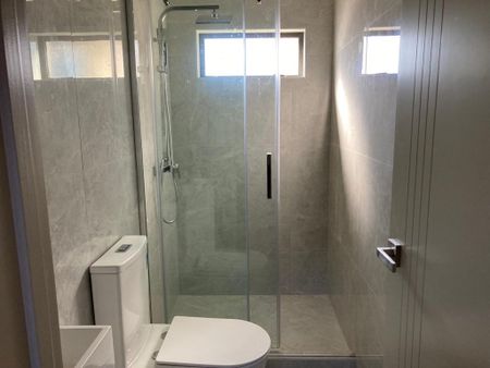 PAPATOETOE, 4 BEDROOMS - Photo 2
