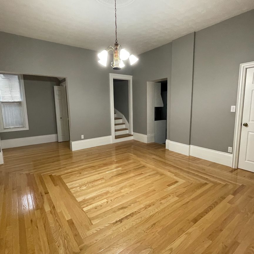 For Lease - 75 Park Avenue, Brantford, Ontario - Photo 1