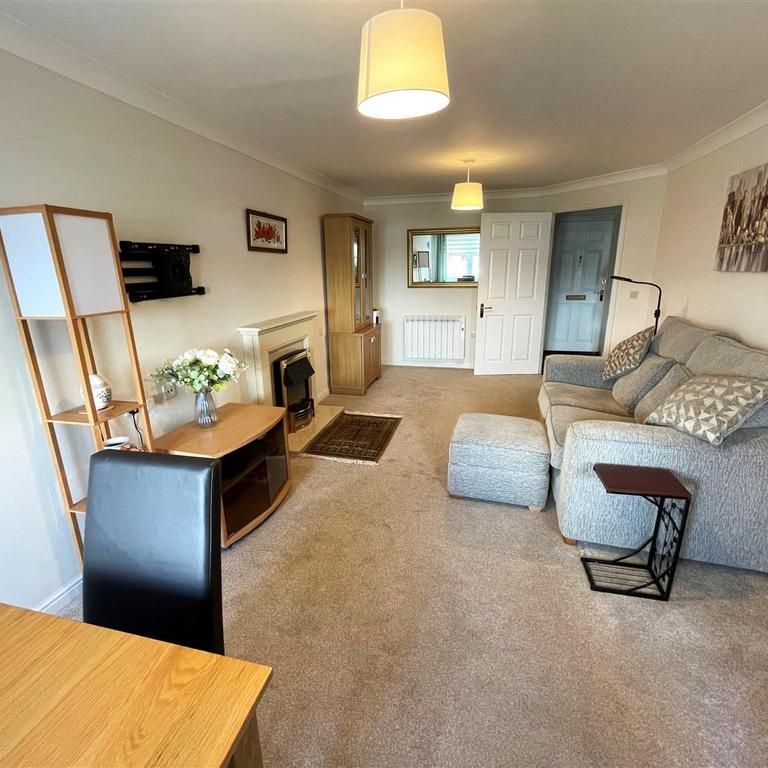 1 bedroom apartment to rent - Photo 1