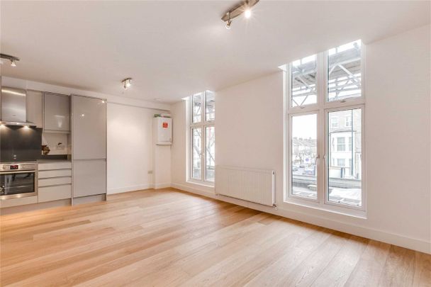 Shepherds Bush Road, Brook Green, W6, London - Photo 1