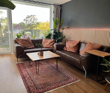 Zum 01.12. – 70 qm 3-Zimmer-Wohnung mit Balkon nähe Wasserstadt - Photo 1