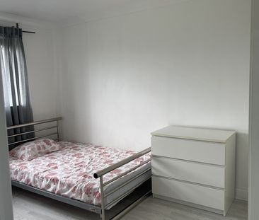 Room in a Shared House, Hilda Road, E16 - Photo 6