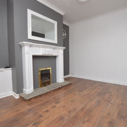 2 Bedroom Terraced House - Photo 1