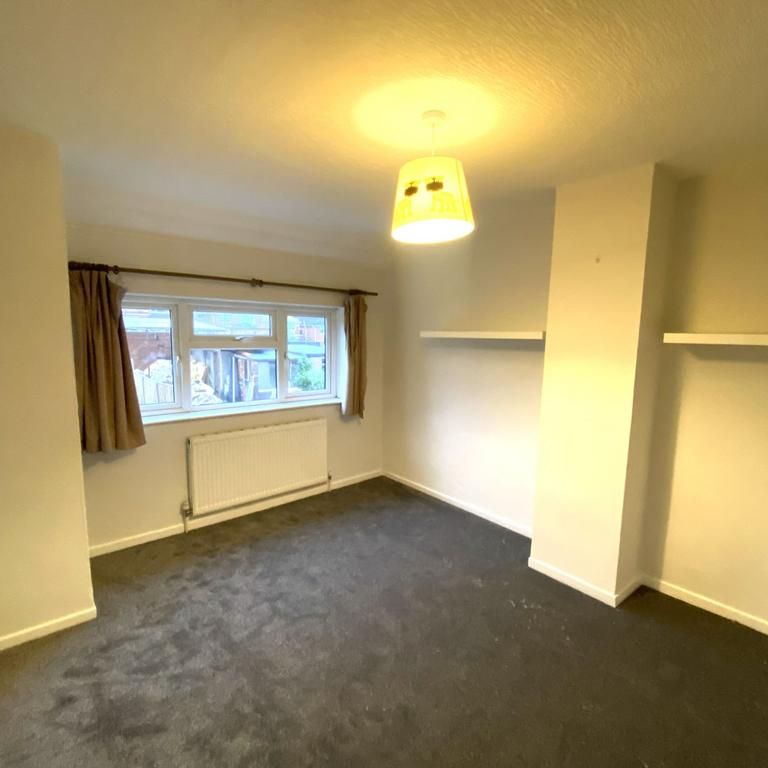 3 bedroom semi-detached house to rent - Photo 1