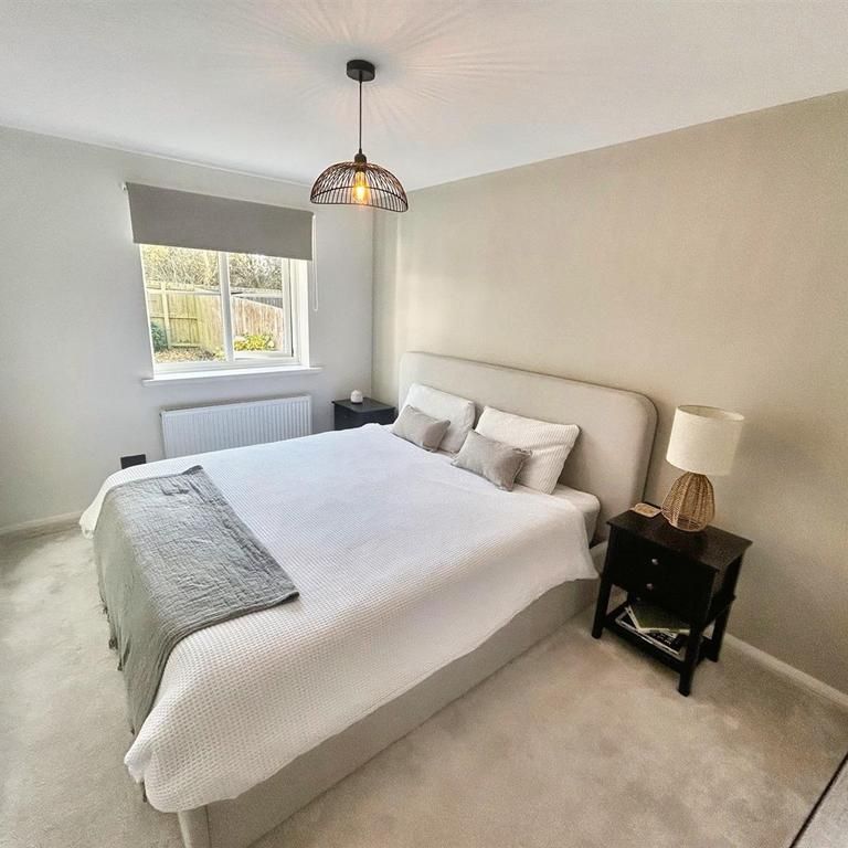 2 bedroom bungalow to rent - Photo 1