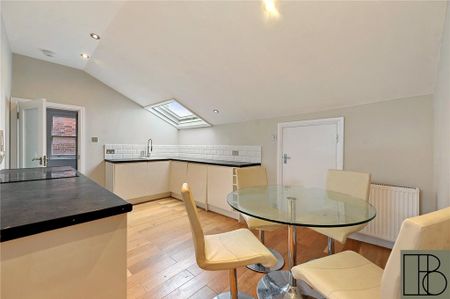 2 bedroom apartment to rent - Photo 4