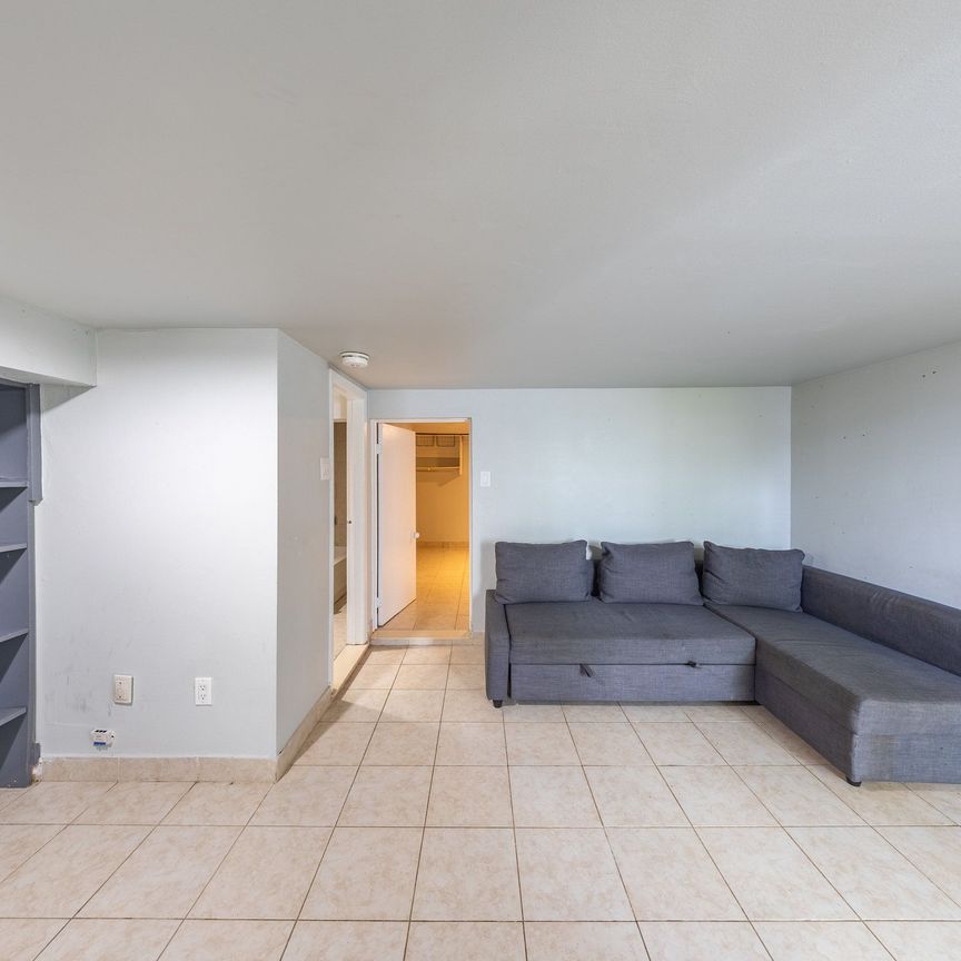 For Lease - 1366 Davenport Road Unit# Lower, Toronto, Ontario - Photo 1
