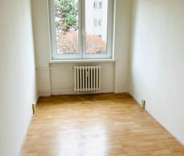 Pronájem prostorného bytu 3+1 se zasklenou lodžií, 83 m - Photo 5