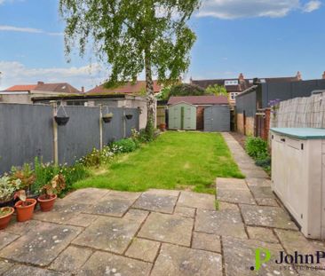 3 bedroom terraced house to rent - Photo 2