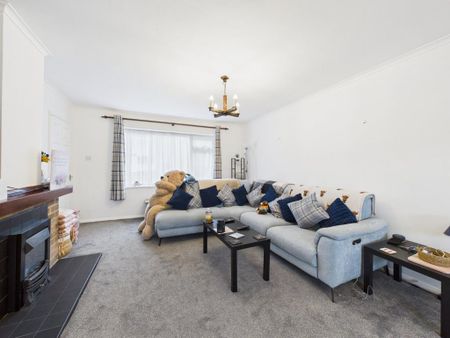 3 bedroom terraced house to rent - Photo 3