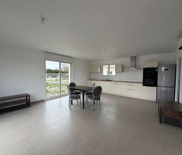 Location Maison 4 pièces 80m² - Photo 3