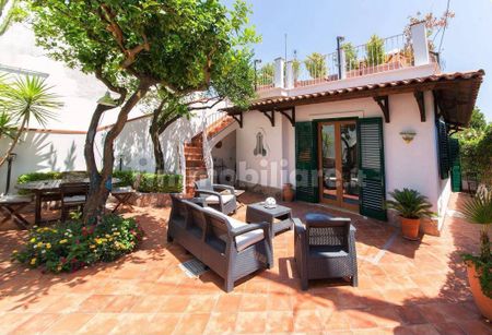 Villa unifamiliare via Michele Mazzella 60, Centro, Ischia - Photo 2