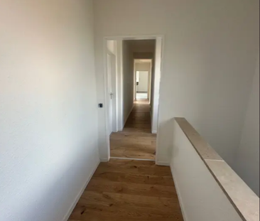 Wunderschöne vollständig renovierte 5 Zimmerwohnung - Photo 1