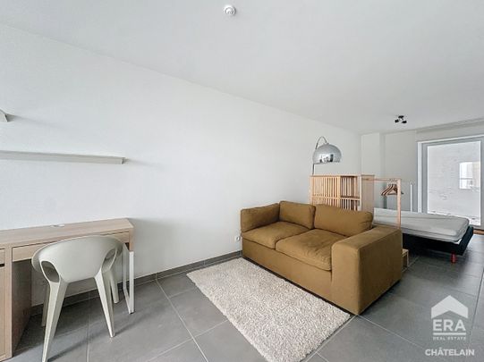 PRACHTIGE GEMEUBLEERDE STUDIO IN BRUSSELS TE HUUR - Photo 1