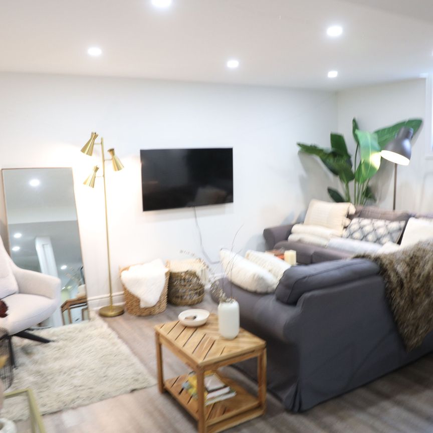 For Lease - 5552 Ethan Drive Unit# Lower, Mississauga, Ontario - Photo 1