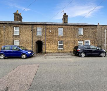 3 bedroom terraced house to rent - Photo 6