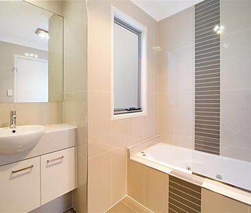 Unit 8, 8 Wool Street, Toowong, QLD - Photo 4