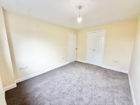 3 bedroom detached house to rent - Photo 3