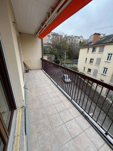 Location appartement t4 91 m² à Rodez (12000) - Photo 3