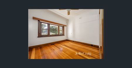 Family Home - Photo 3