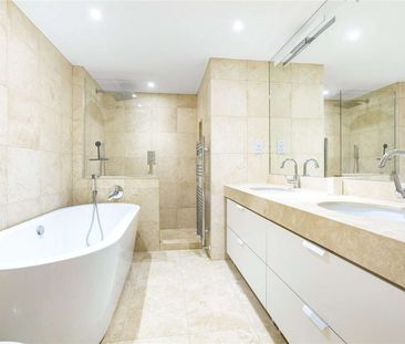 A fantastic, newly built 3 bedroom modern house in Wimbledon. - Photo 3