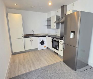 3 bedroom apartment to rent - Photo 5