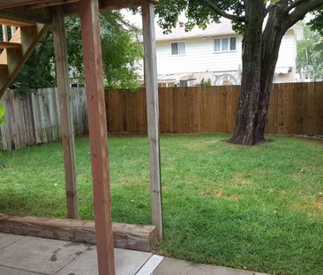 For Lease - 70-A Chaucer Crescent Unit# Basement, Barrie, Ontario - Photo 4