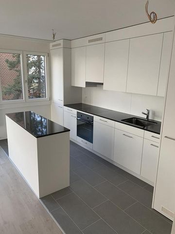 Neu sanierte 3.5 Zimmerwohnung im St. Johann-Quartier - Photo 2