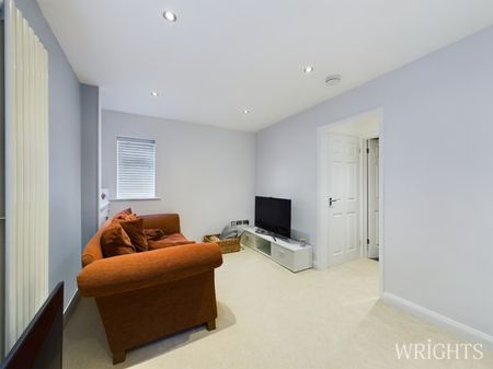 1 bedroom Apartment - Clare Crescent, Baldock - Photo 5